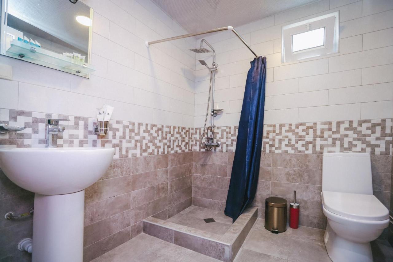Bebo Babu Guest House Кутаиси Экстерьер фото