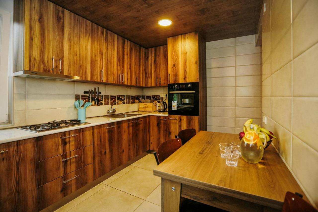 Bebo Babu Guest House Кутаиси Экстерьер фото